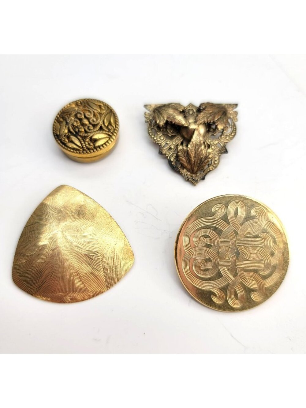 Vintage Gold Tone Dress Clips Lot and Button Cover Vintage Fashion Decor Ct567